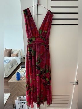 Morgan de Toi Fuchsia Floral V-Neck Maxi Dress